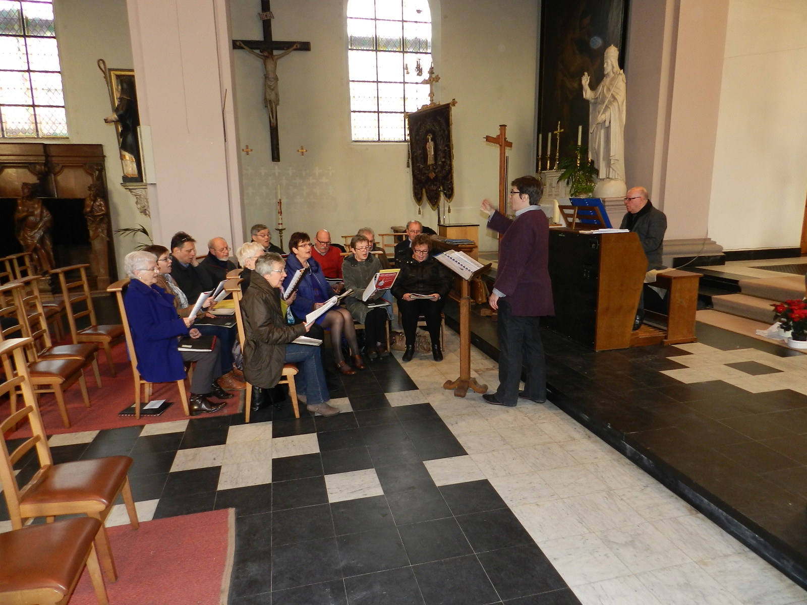 Het Sint-Ceciliakoor stond onder leiding van Myriam Snoeckx