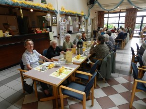 Er waren bijna 80 deelnemrs aan de paasbruch