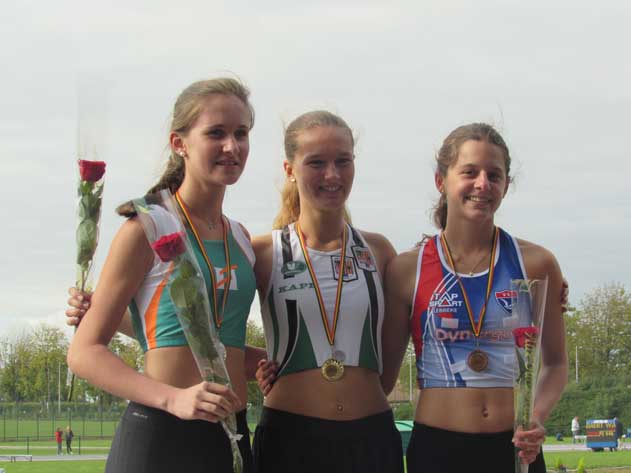 Emma-Van-Laer---BK-CadSch-400-H---06.09.2015-(4)