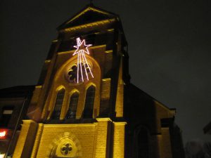 De ster op de kerk in LIllo was vorig jaar bijzonder mooi