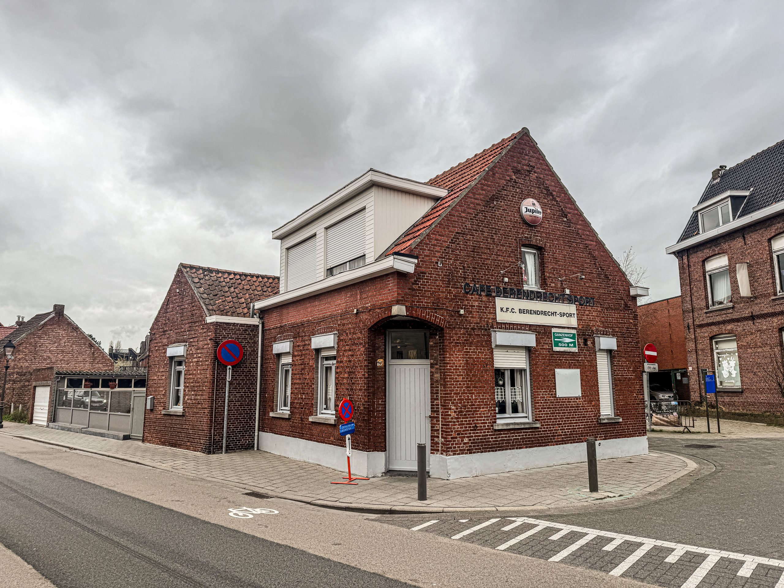 Café Berendrecht Sport wordt Nelekes en is deze zomer alle dagen open