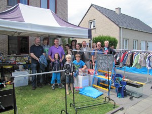 Zandkeet garageverkoop 3 Zandvliet 006